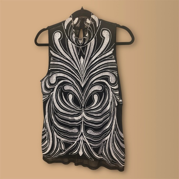 INC International Concepts Black and White Patterned Sleeveless Top - Picture 1 of 8